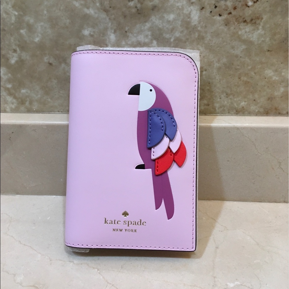 Kate Spade Parrot Passport Holder - Picture 1 of 9